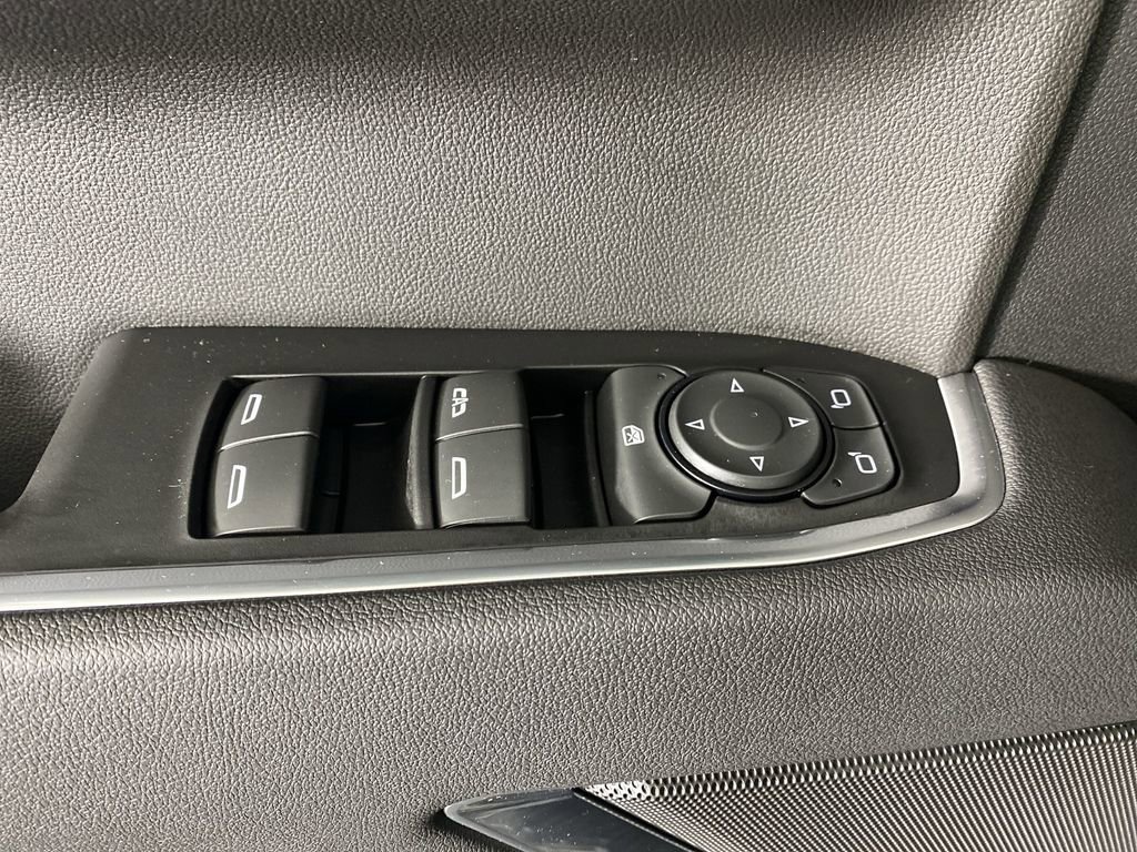 New 2026 GMC Sierra 1500 SLE image 23