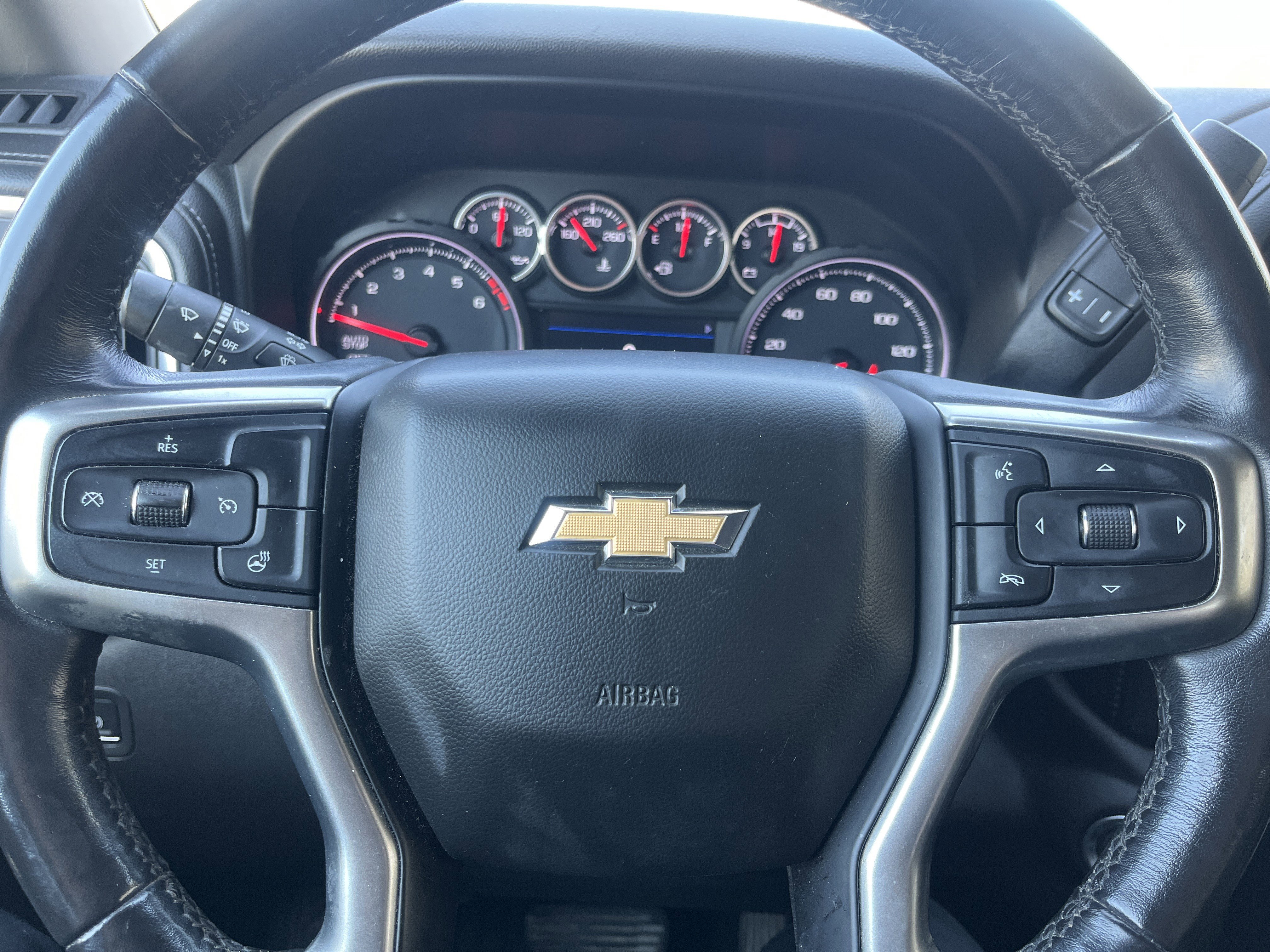 Used 2020 Chevrolet Silverado 1500 LT w/ All-Star Edition AWD/4WD image 10