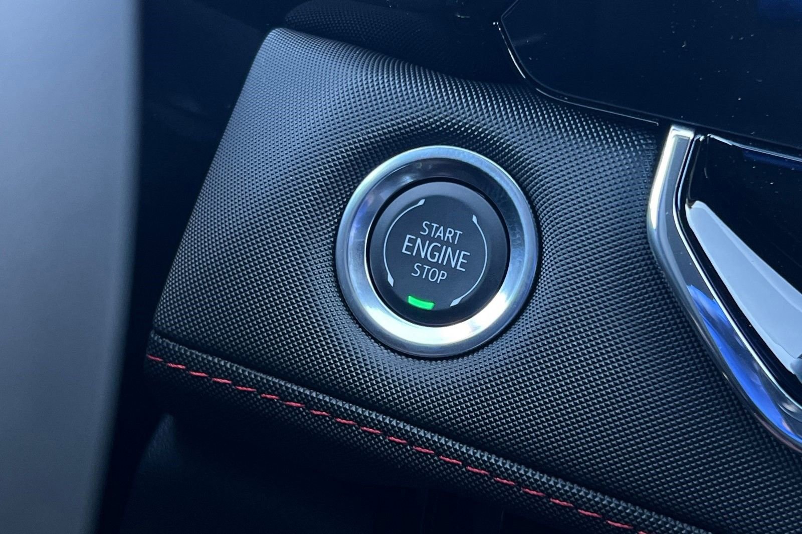 New 2025 Chevrolet Colorado Z71 w/ Midnight Edition image 25