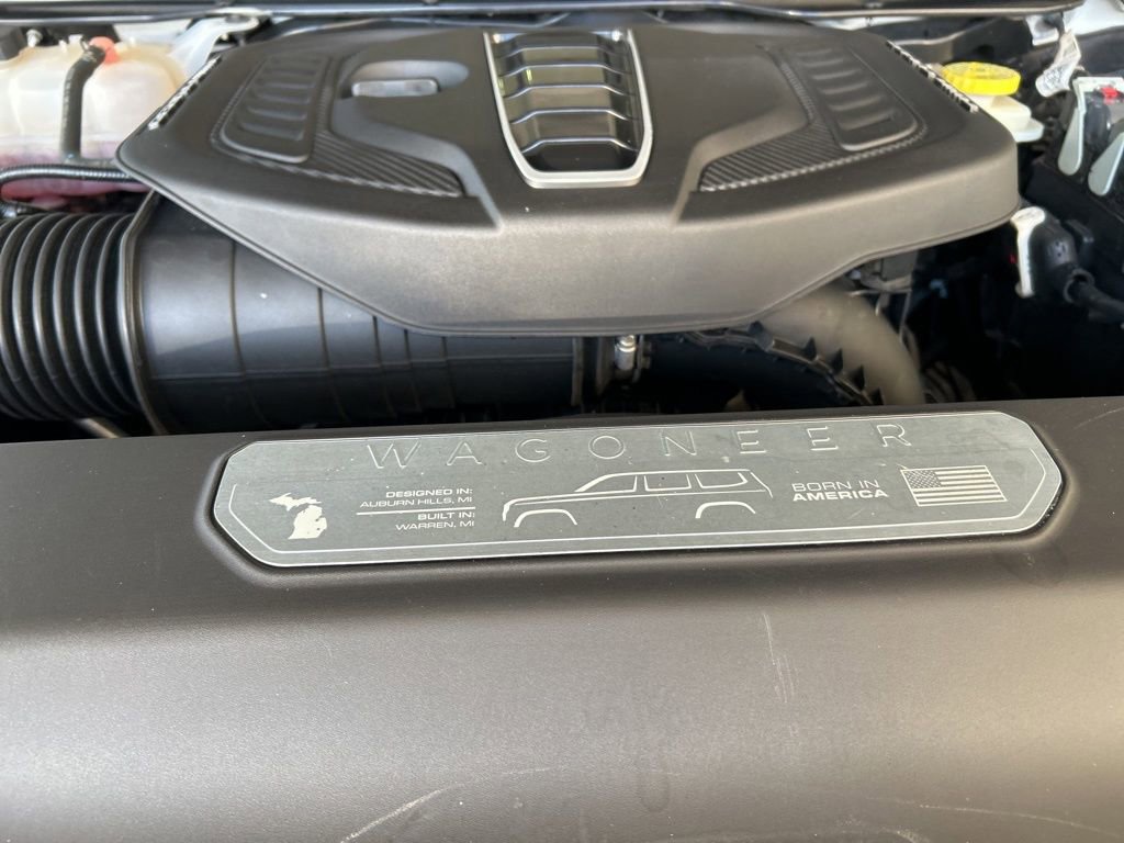 Used 2023 Jeep Grand Wagoneer L Series II image 13