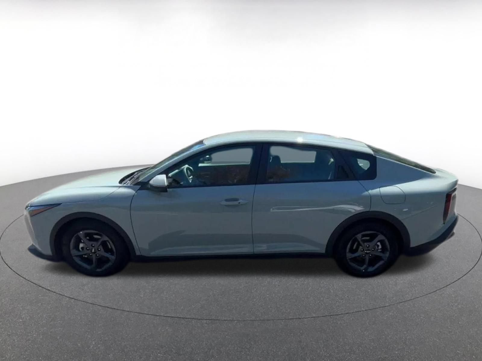 Used 2025 Kia K4 FWD image 10