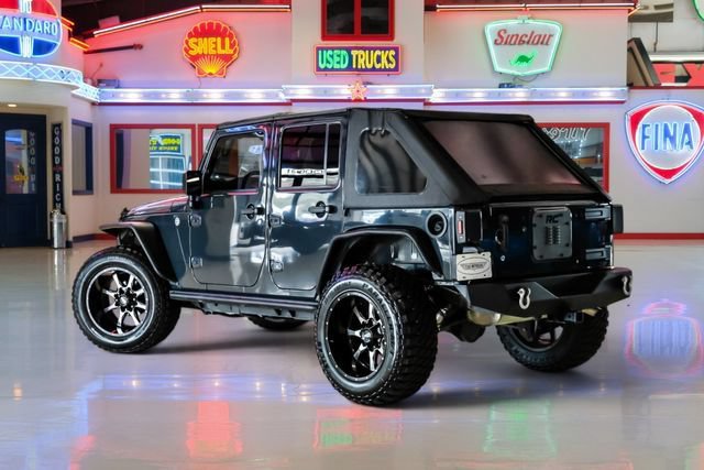 Used 2017 Jeep Wrangler Unlimited Sport AWD/4WD image 4