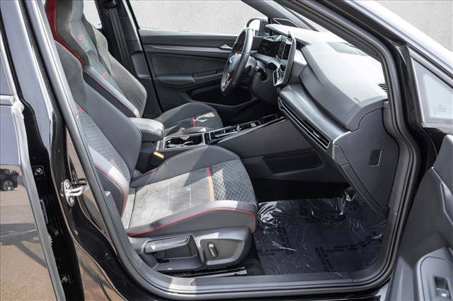 Used 2025 Volkswagen GTI SE FWD image 26