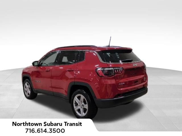 Used 2023 Jeep Compass Latitude w/ Convenience Group image 3