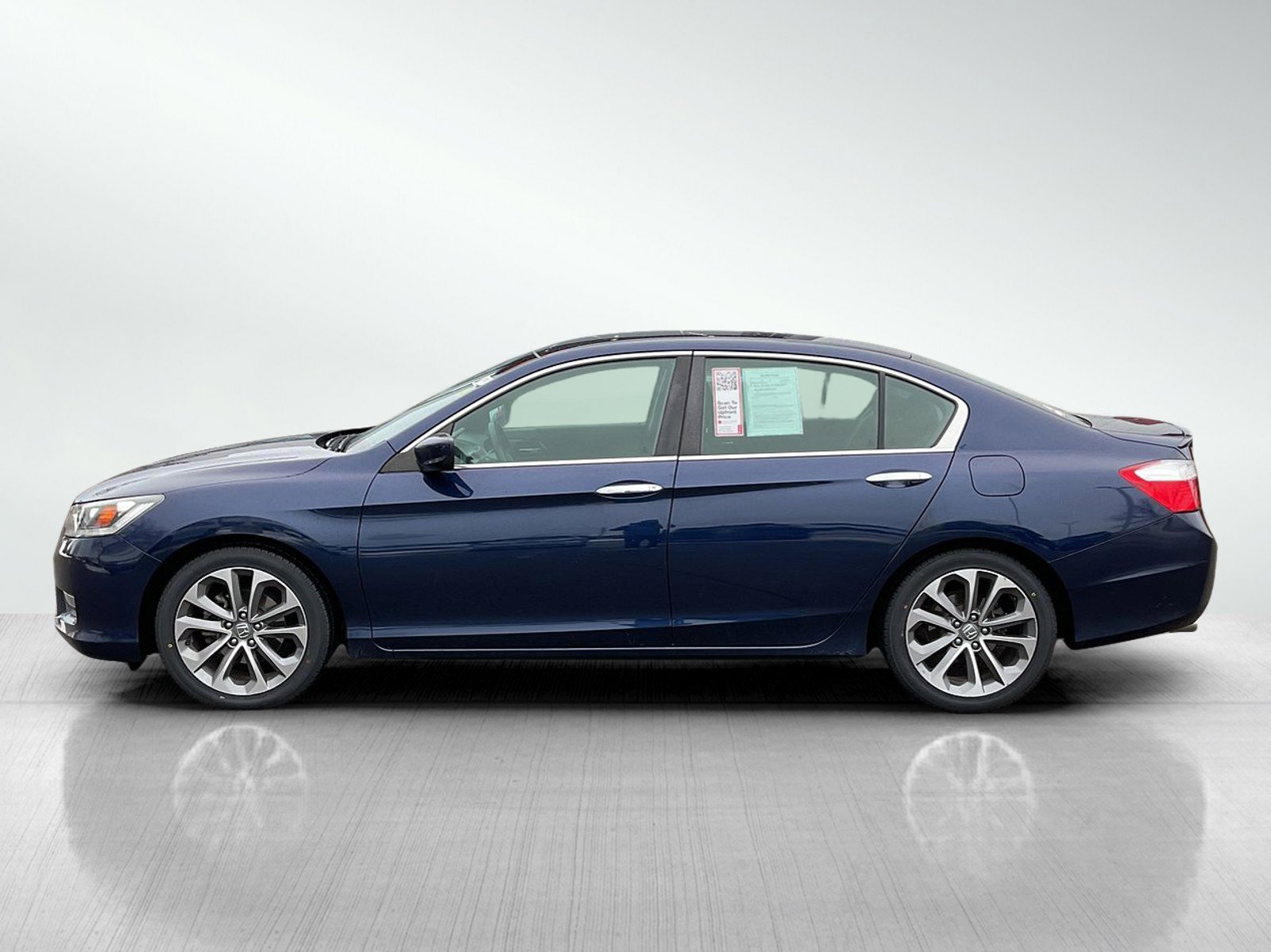 Used 2013 Honda Accord Sport image 2