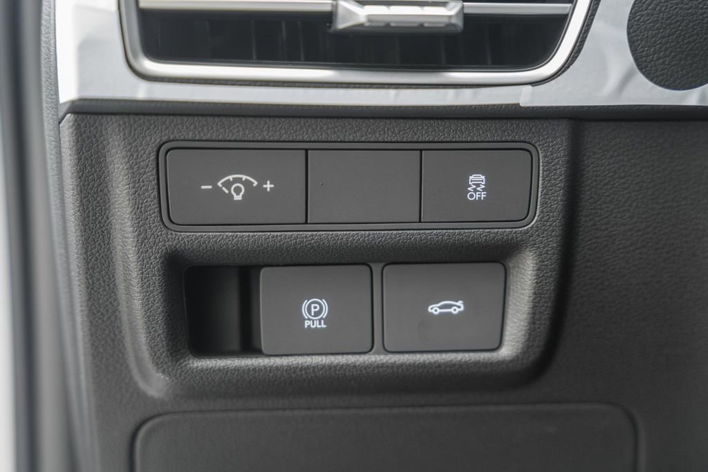 New 2026 Hyundai Sonata SEL FWD image 36
