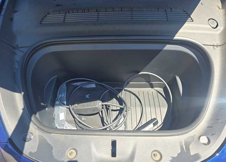 Used 2023 Tesla Model Y AWD image 5