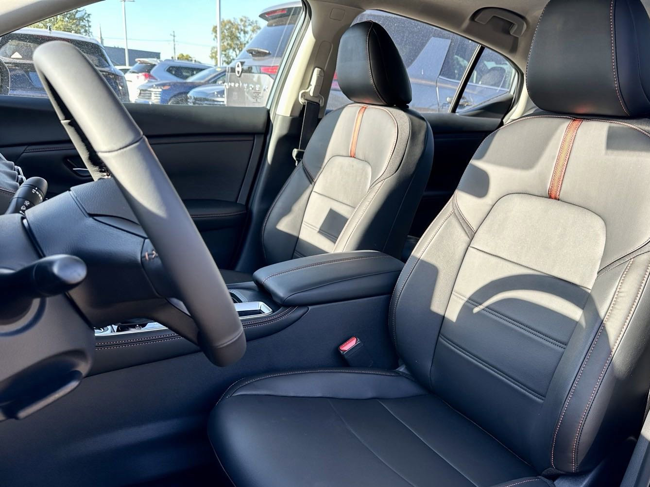 New 2025 Nissan Sentra SR w/ SR Premium Package FWD image 23