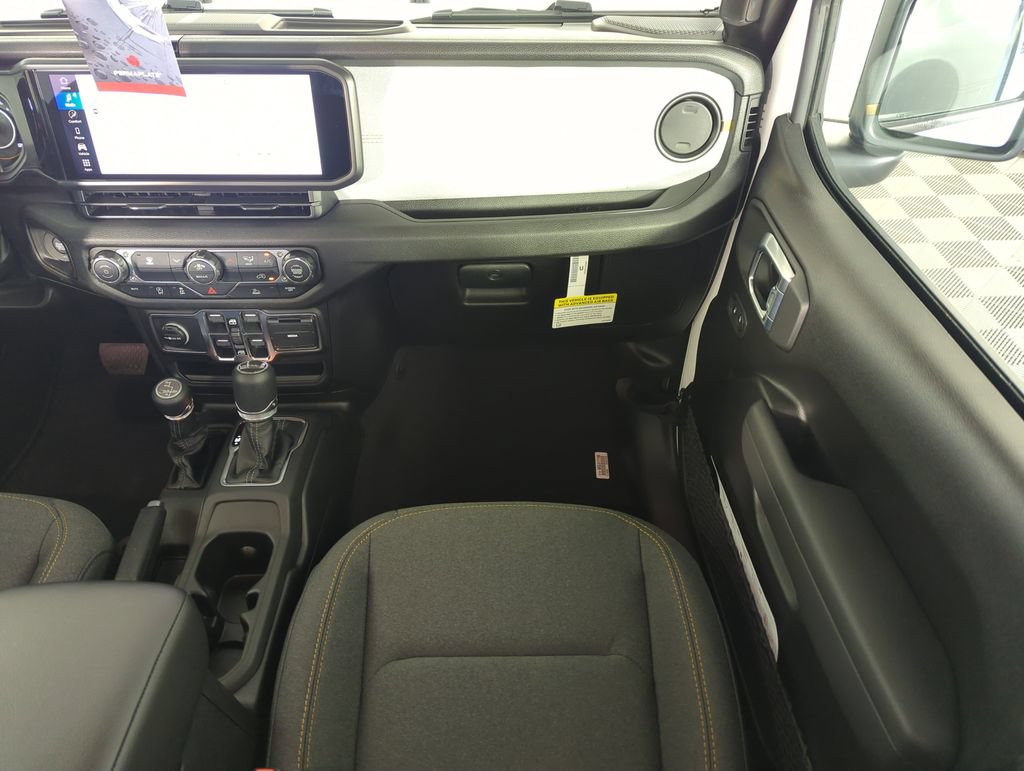 New 2026 Jeep Gladiator Sport AWD/4WD image 16