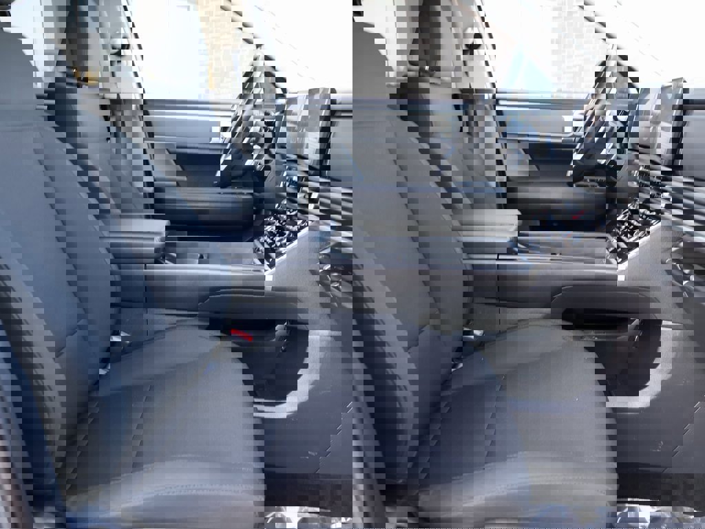 Used 2024 Hyundai Santa Fe SE image 10