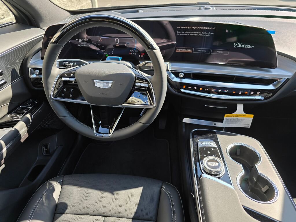 New 2026 Cadillac Lyriq Luxury image 20