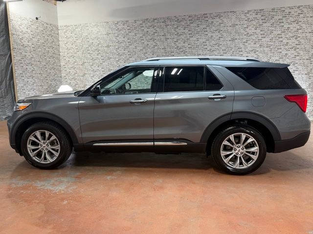 Used 2023 Ford Explorer Limited image 4