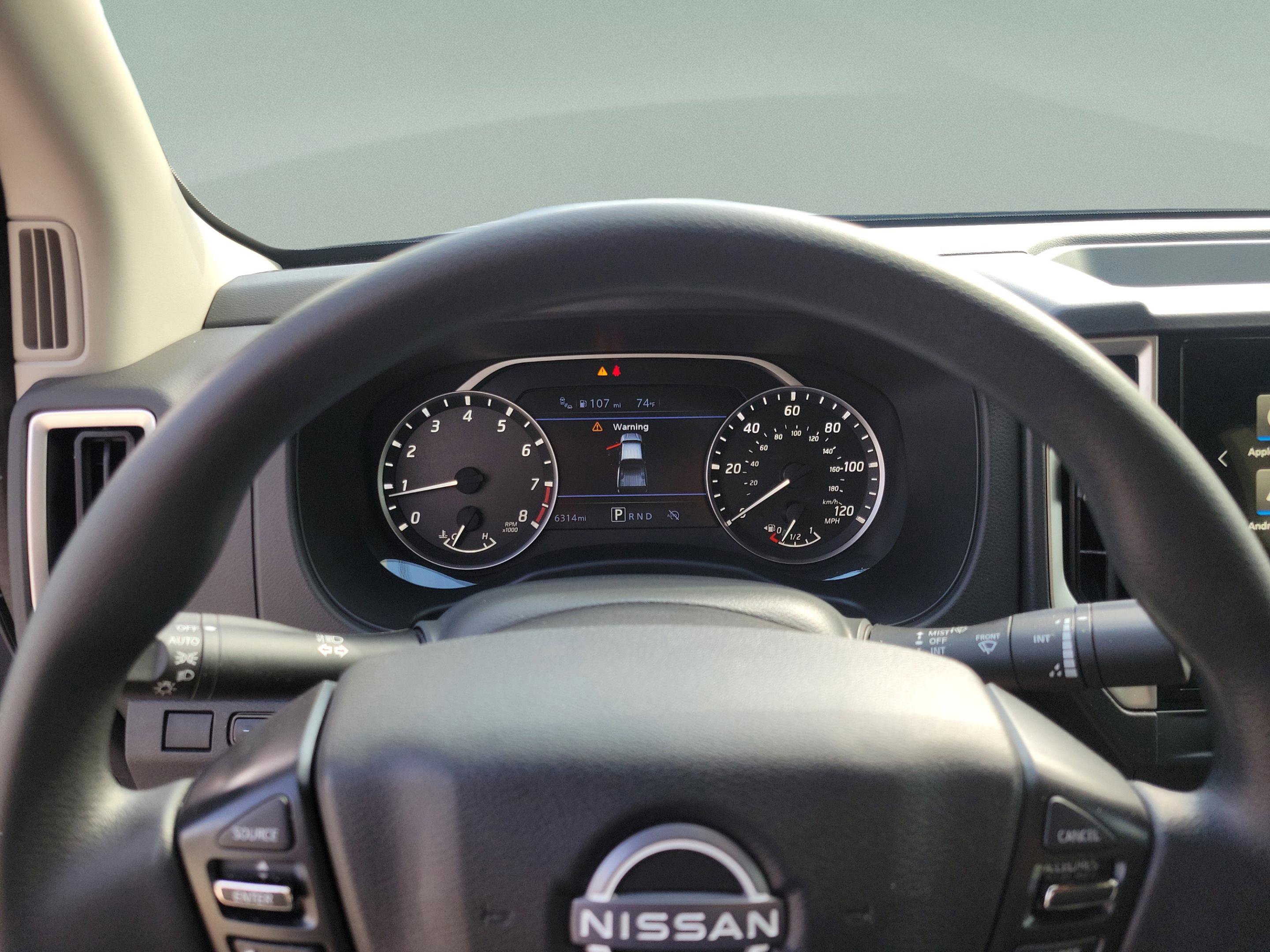 Used 2025 Nissan Frontier SV RWD image 15