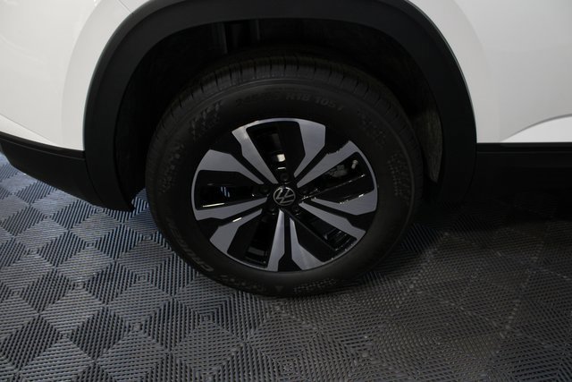 New 2026 Volkswagen Atlas Cross Sport SE image 23