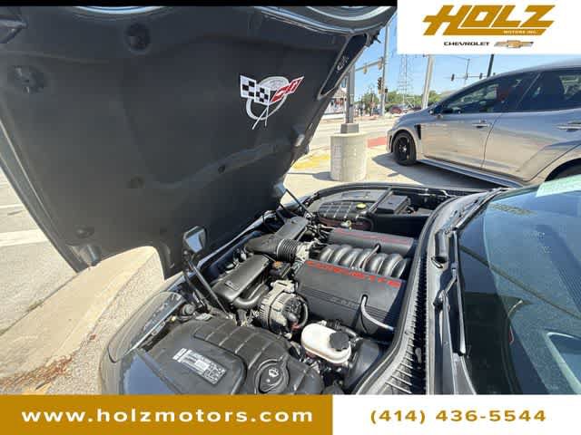 Used 2003 Chevrolet Corvette Coupe w/ Preferred Equipment Group RWD image 28