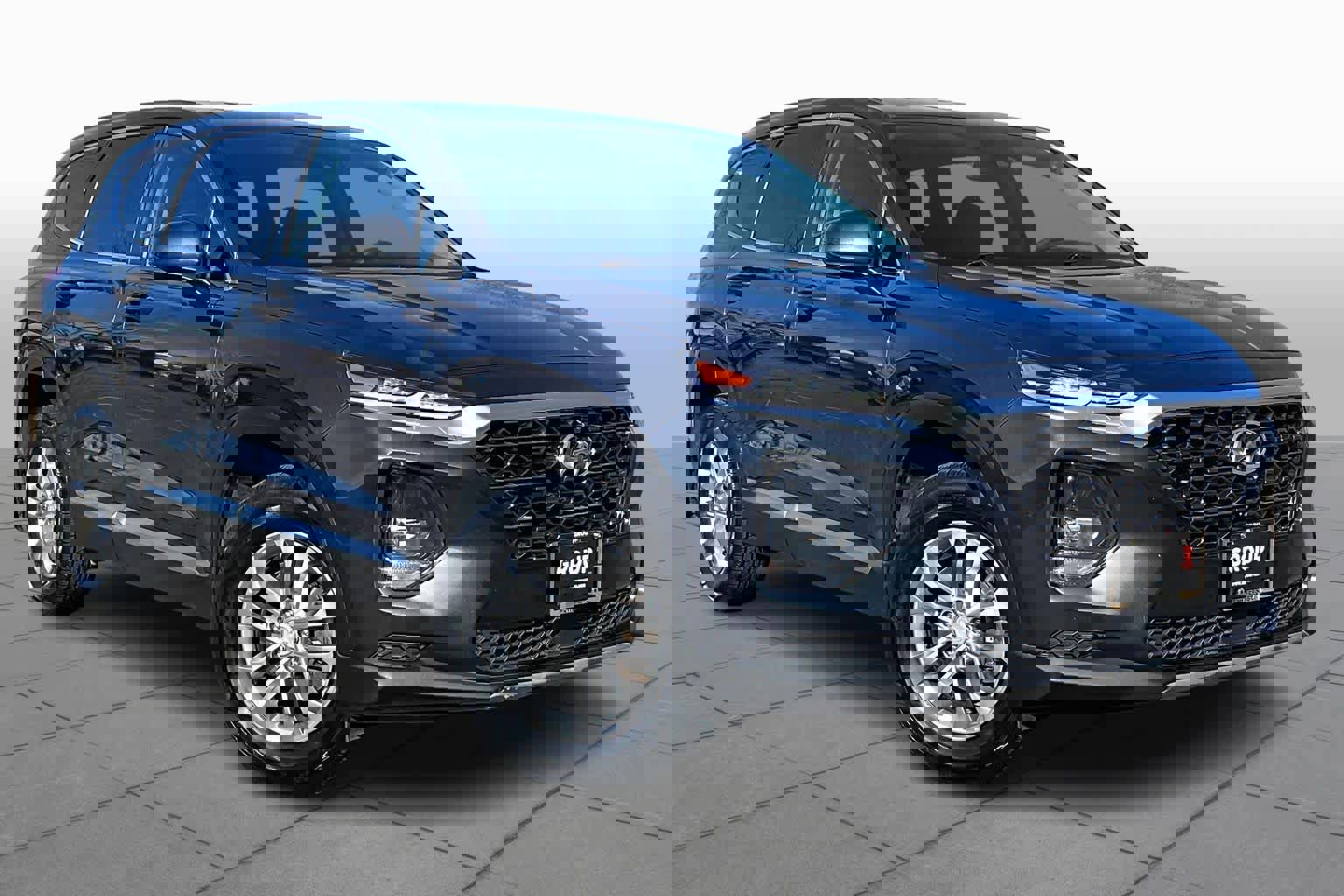 Used 2020 Hyundai Santa Fe SE w/ Cargo Package image 3