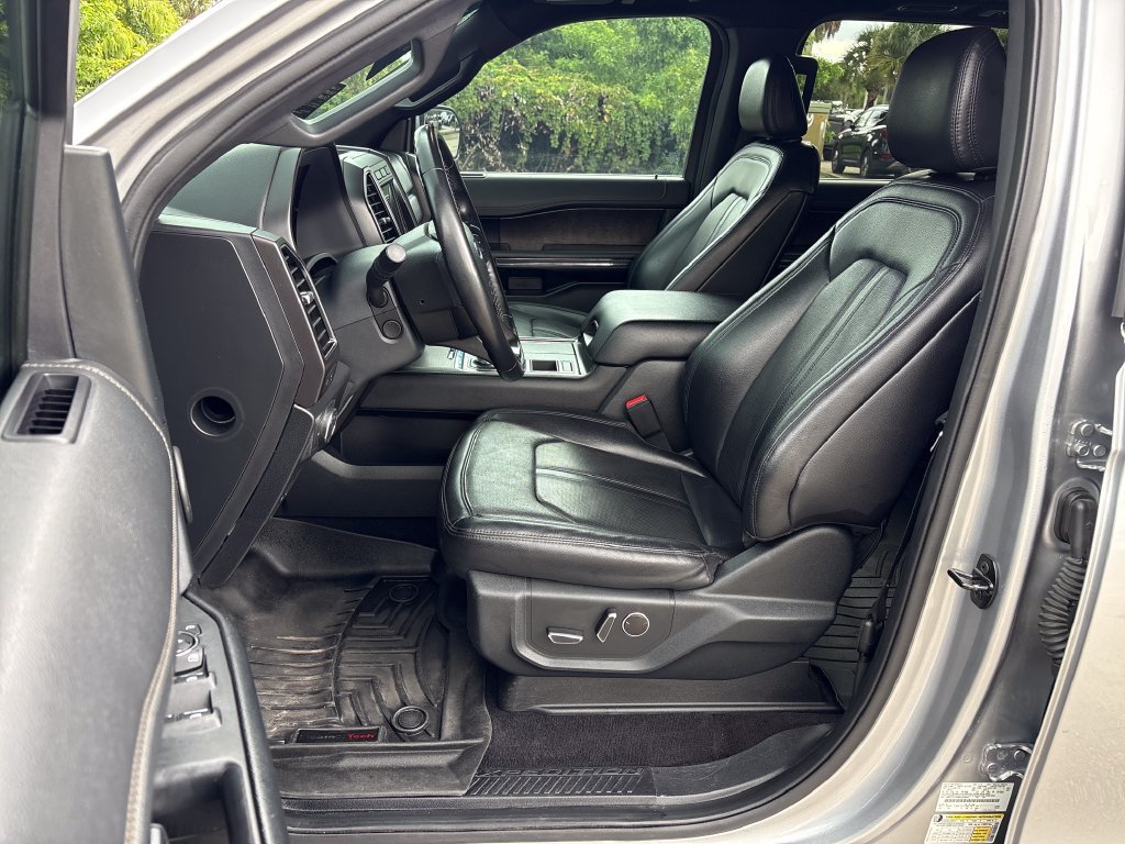 Used 2021 Ford Expedition Limited RWD image 29