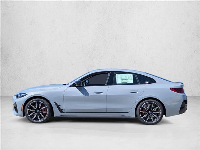 New 2026 BMW M440i image 5