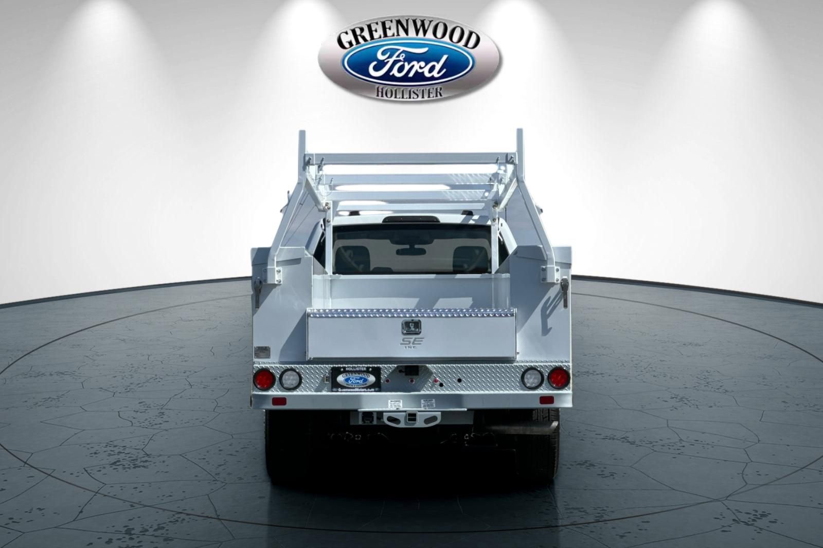 New 2025 Ford F350 XL w/ XL Chrome Package RWD image 5