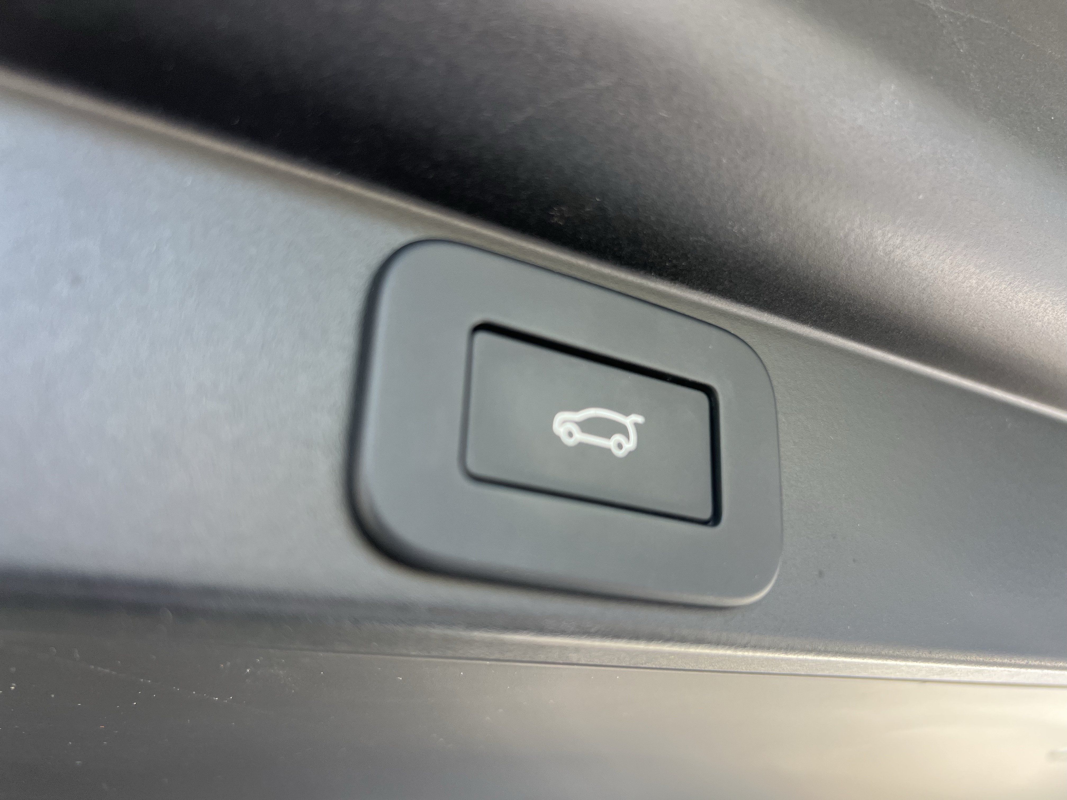 Certified 2024 Land Rover Range Rover Autobiography AWD/4WD image 30