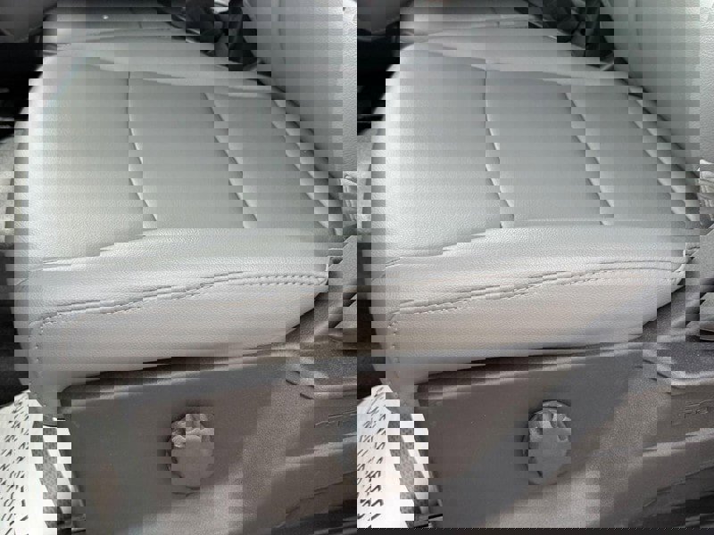 New 2025 Ford F450 XL w/ XL Chrome Package image 44