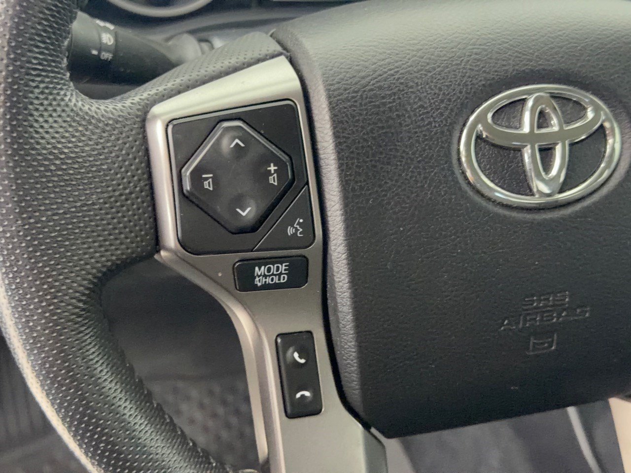 Used 2022 Toyota Tacoma SR5 RWD image 18