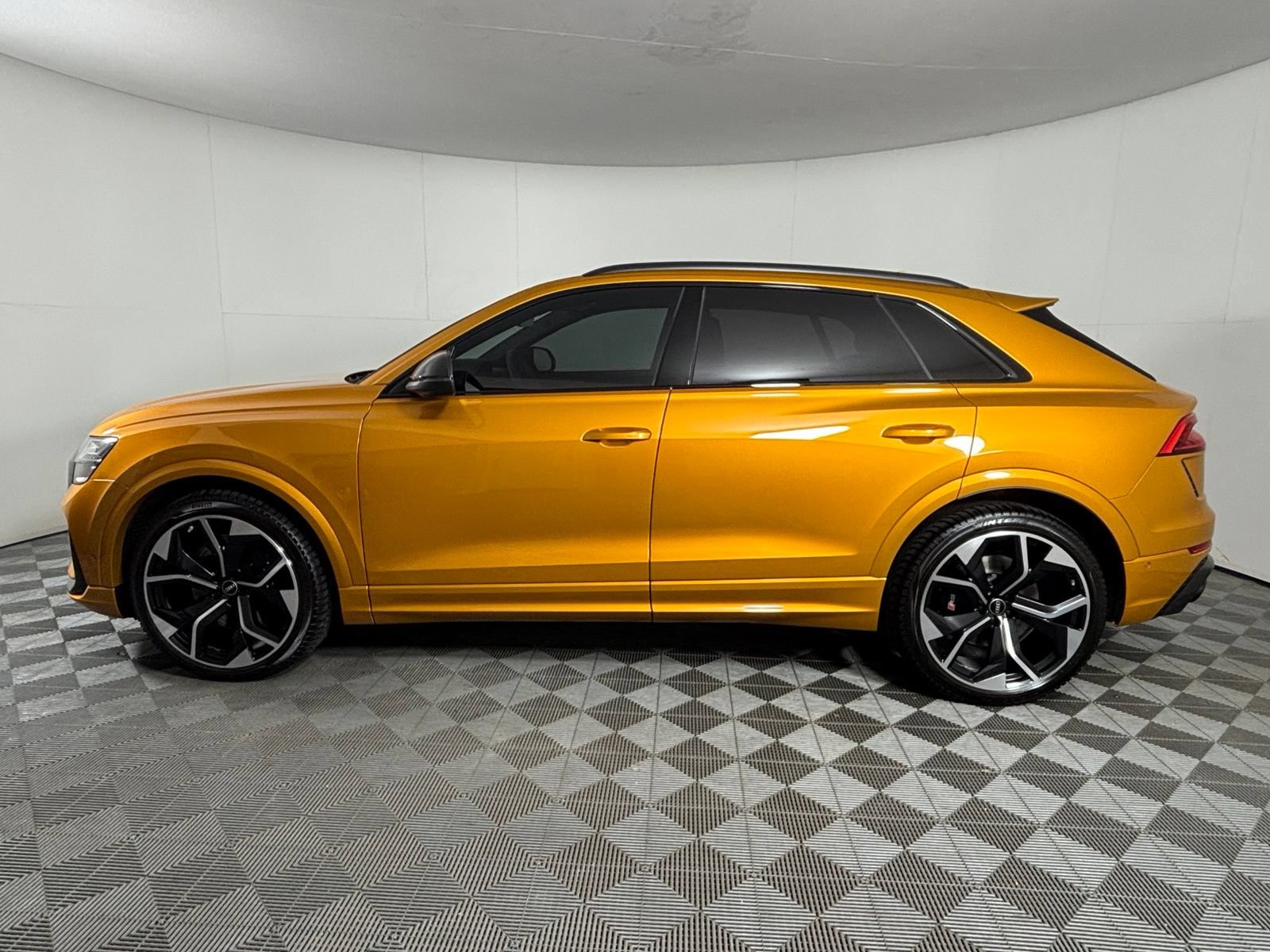 Used 2023 Audi RS Q8 w/ Black Optic Package AWD/4WD image 5