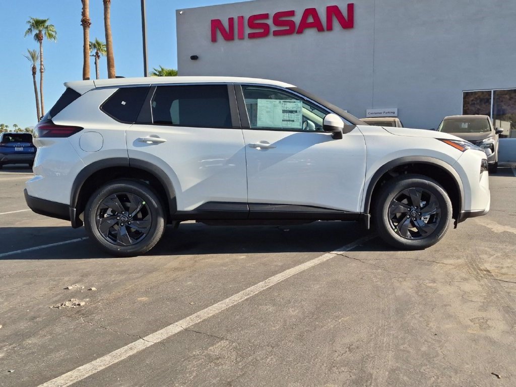 New 2026 Nissan Rogue SV FWD image 5
