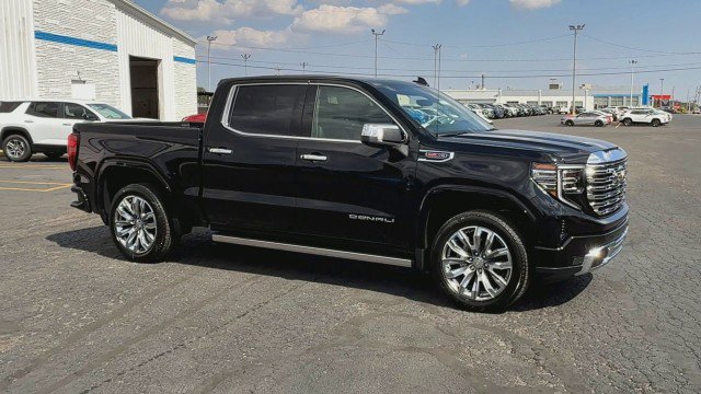 New 2026 GMC Sierra 1500 Denali w/ Denali Reserve Package image 2