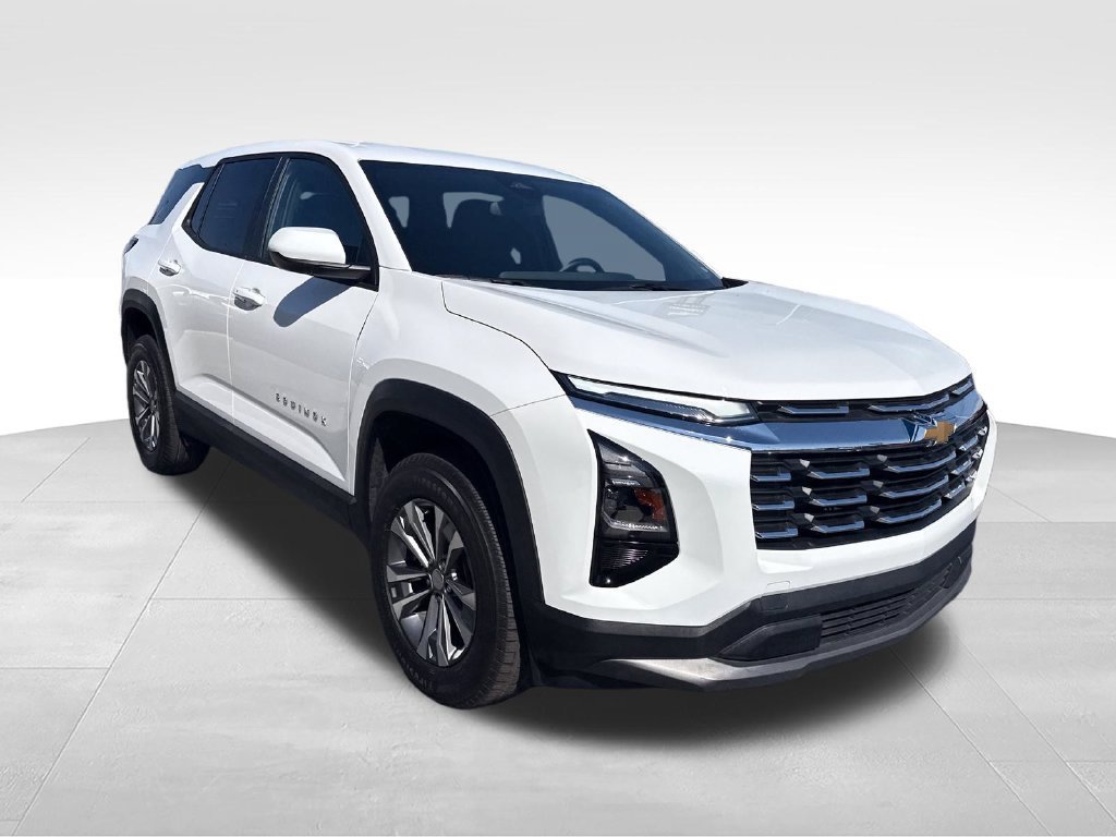 Used 2026 Chevrolet Equinox LT FWD image 8