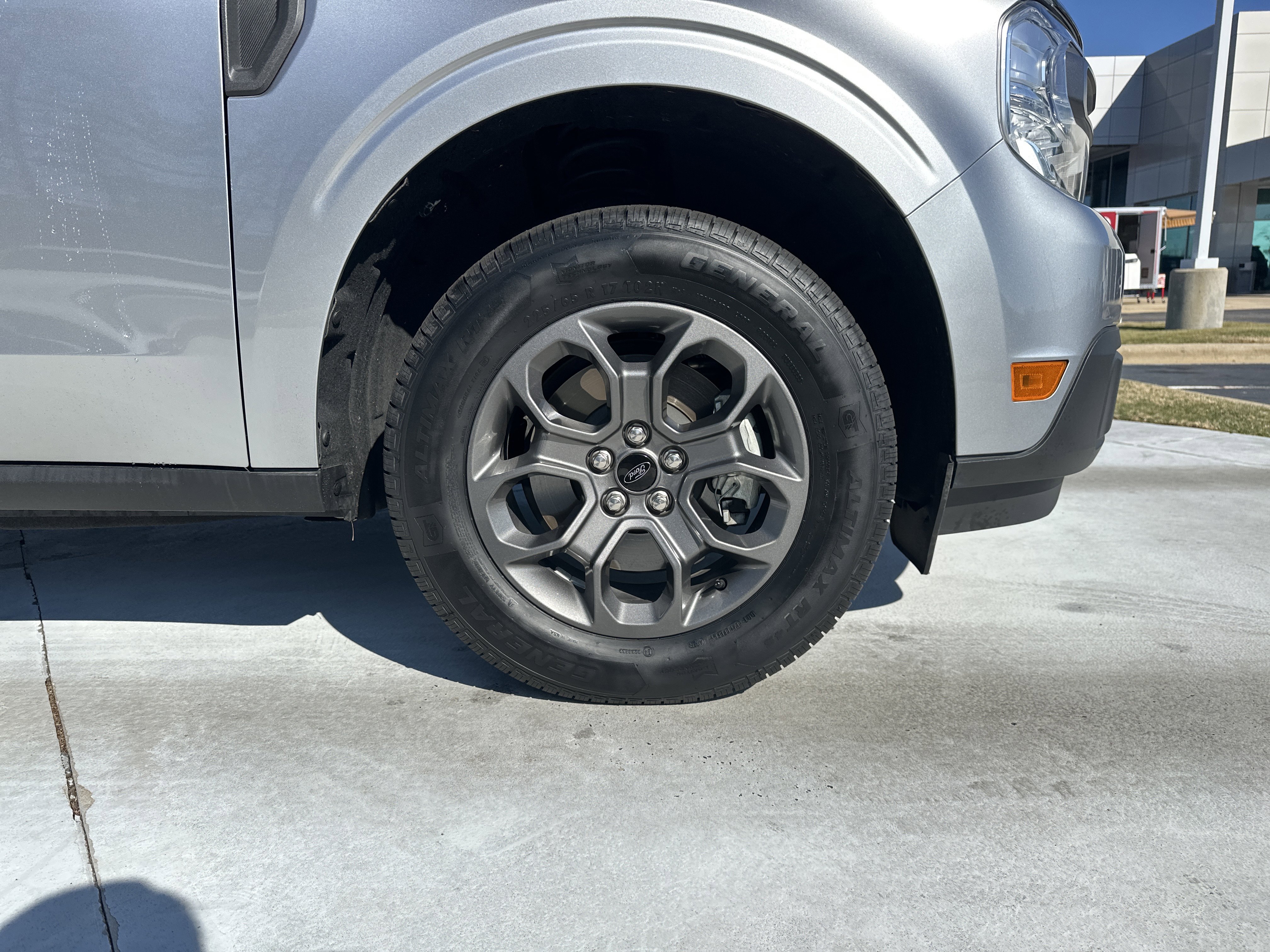 Used 2023 Ford Maverick XLT image 13