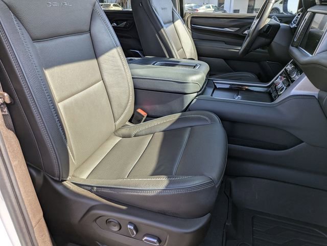 Used 2022 GMC Yukon Denali image 43
