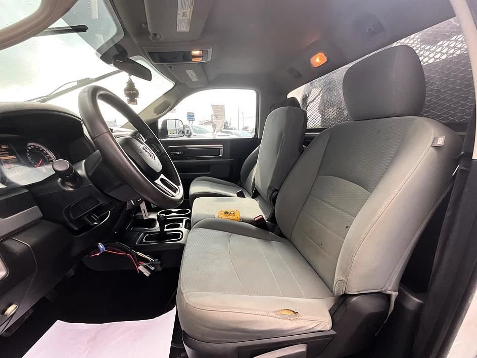 Used 2018 RAM 2500 Tradesman w/ Chrome Appearance Group AWD/4WD image 29