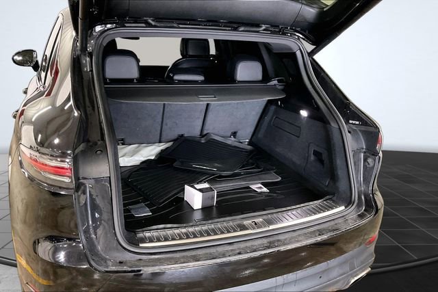 Used 2019 Porsche Cayenne AWD/4WD image 5