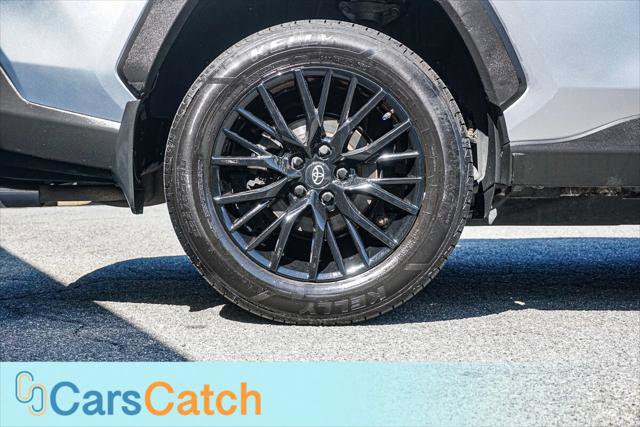 Used 2019 Toyota RAV4 LE w/ All Weather Liner Package AWD/4WD image 16