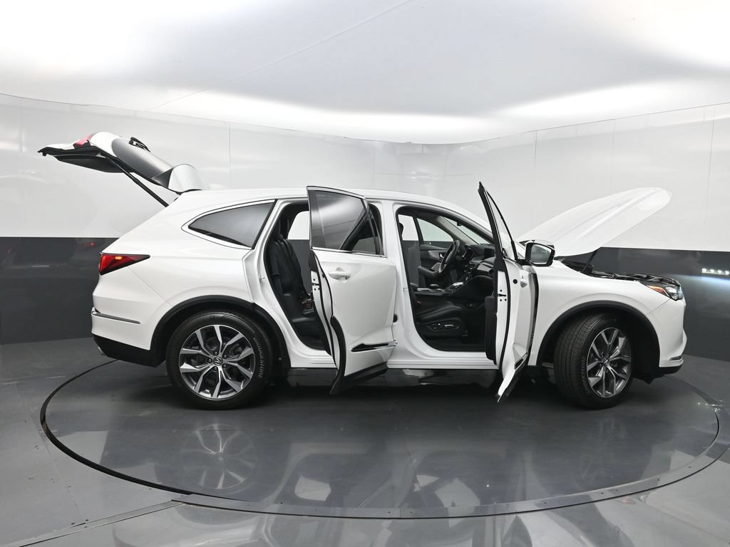 Used 2023 Acura MDX w/ Technology Package AWD/4WD image 41