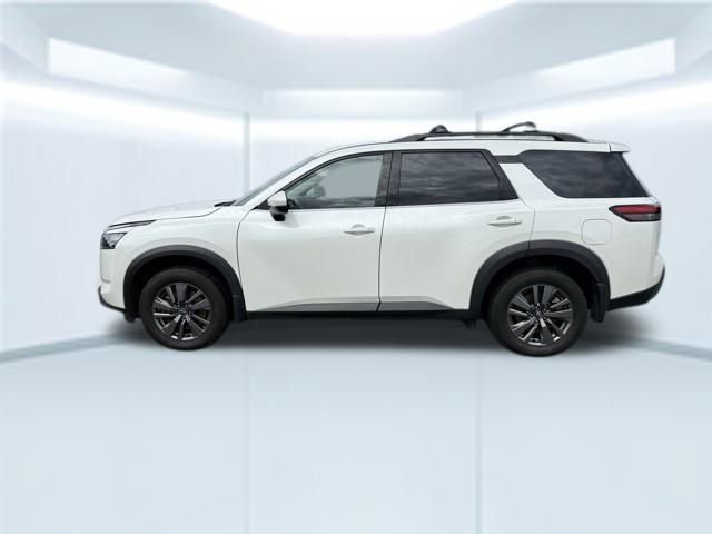 Used 2023 Nissan Pathfinder SV w/ Black Appearance Package AWD/4WD image 13