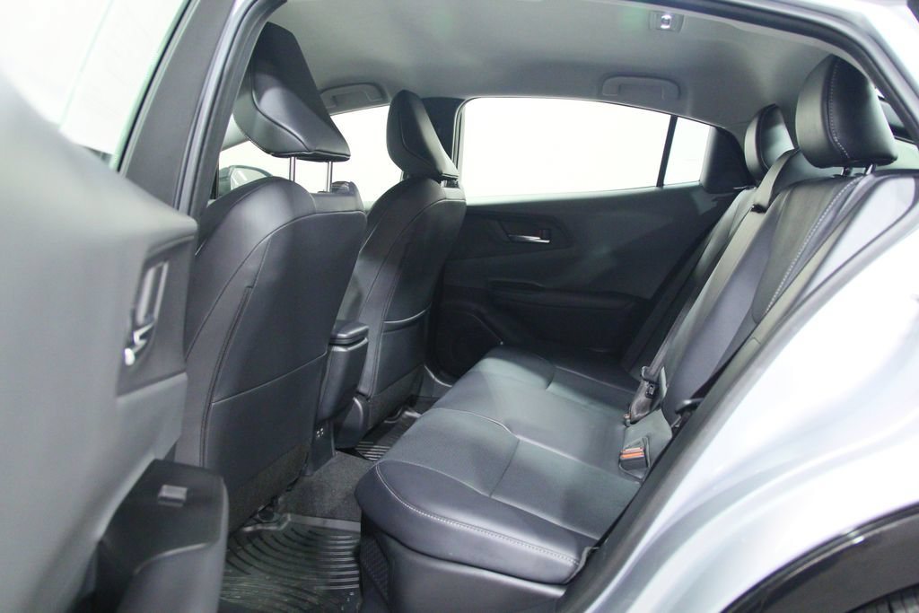 Used 2024 Toyota Prius XLE AWD/4WD image 27