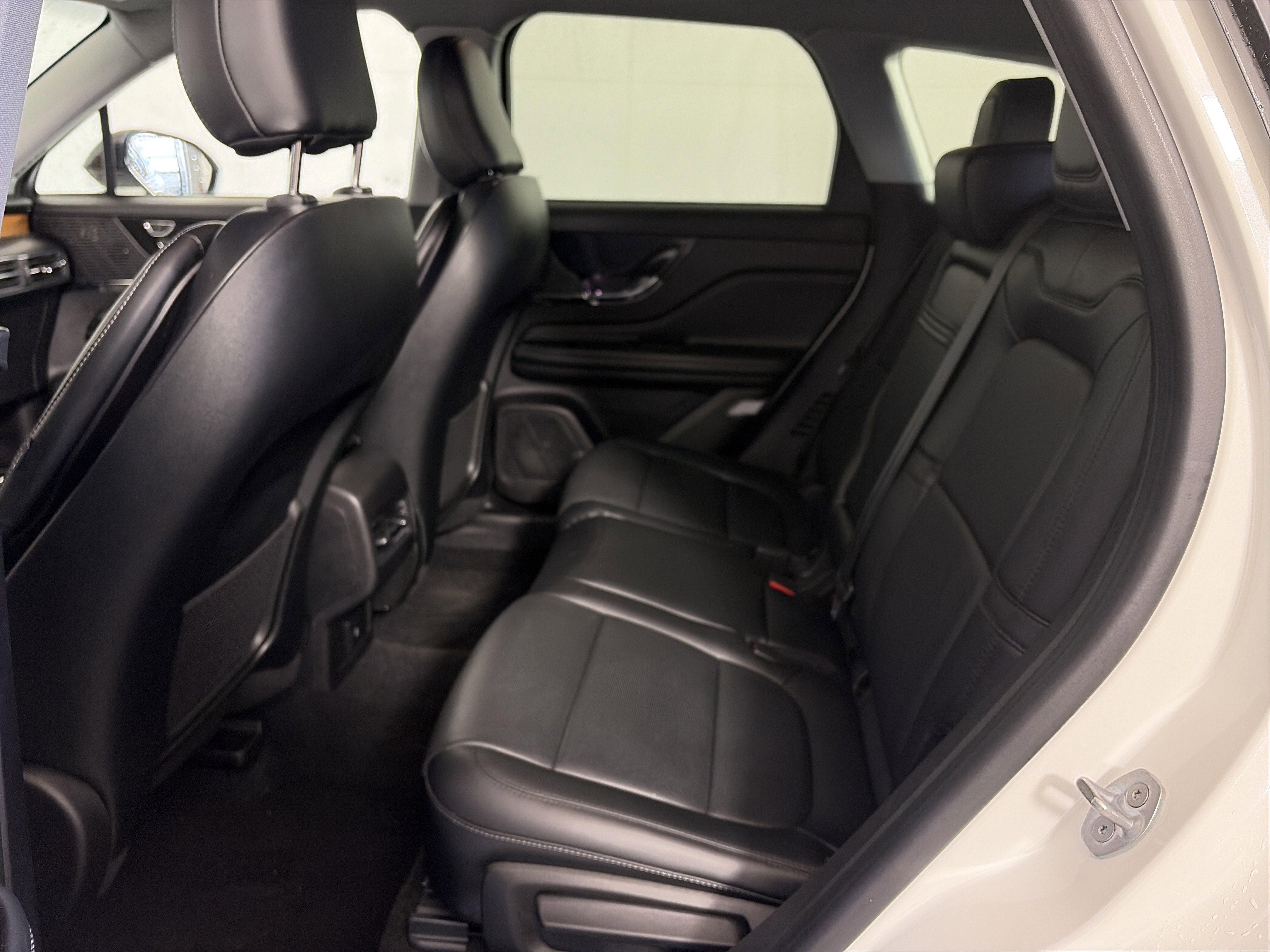 Used 2022 Lincoln Corsair Reserve w/ Sport Package image 7