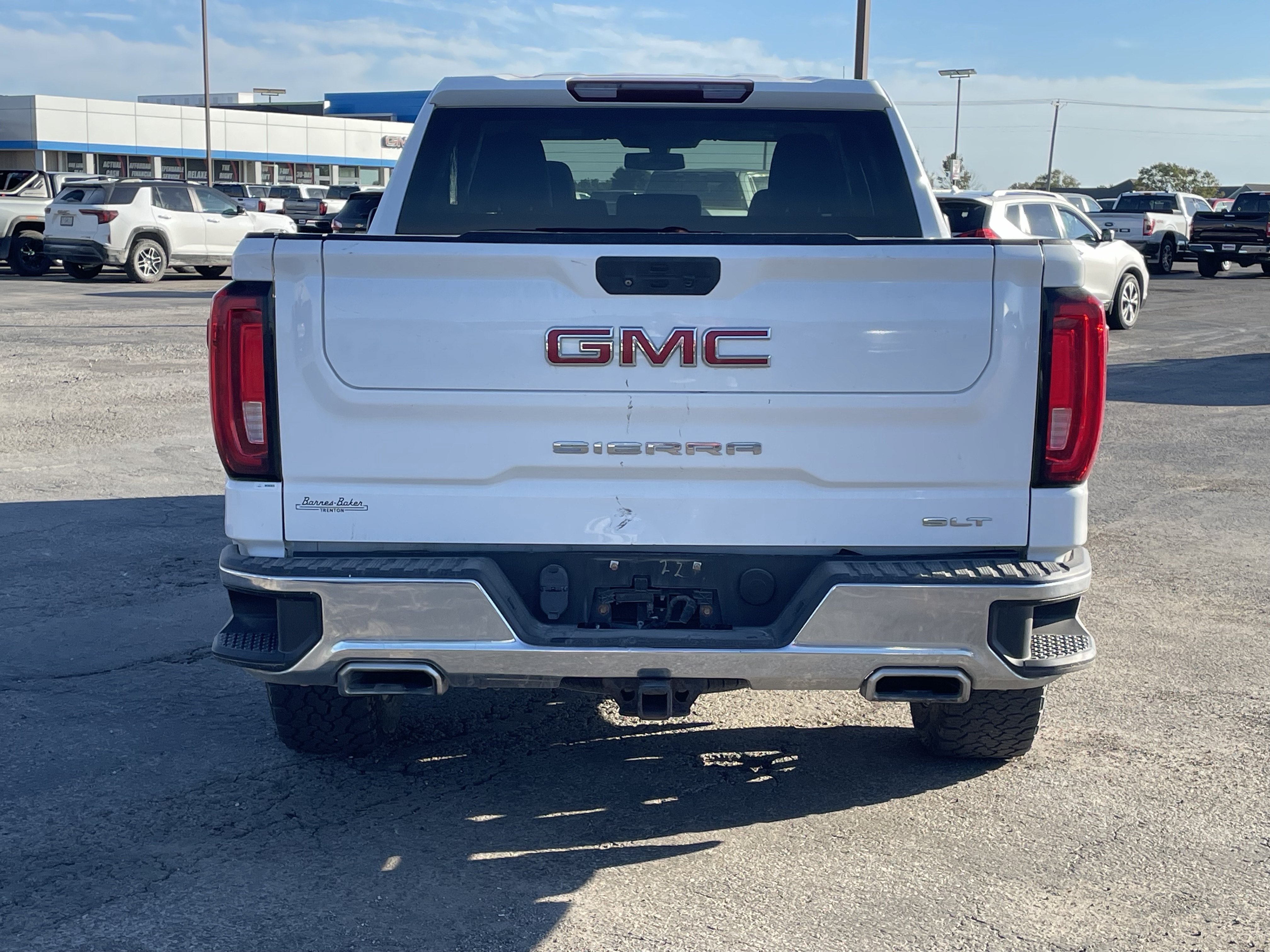 Used 2019 GMC Sierra 1500 SLT w/ X31 Off-Road Package AWD/4WD image 5