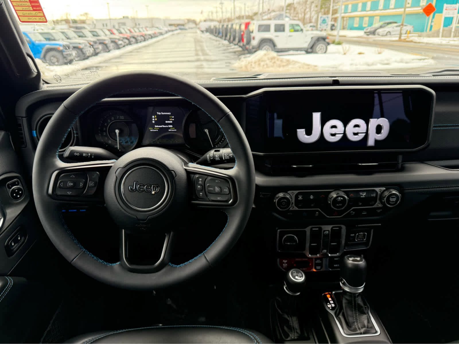 Used 2024 Jeep Wrangler Unlimited Rubicon 4xe image 19