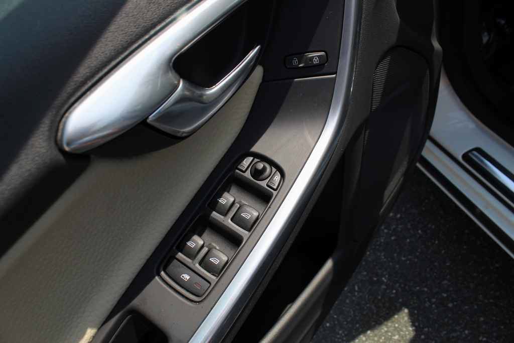 Used 2013 Volvo S60 T6 AWD/4WD image 13