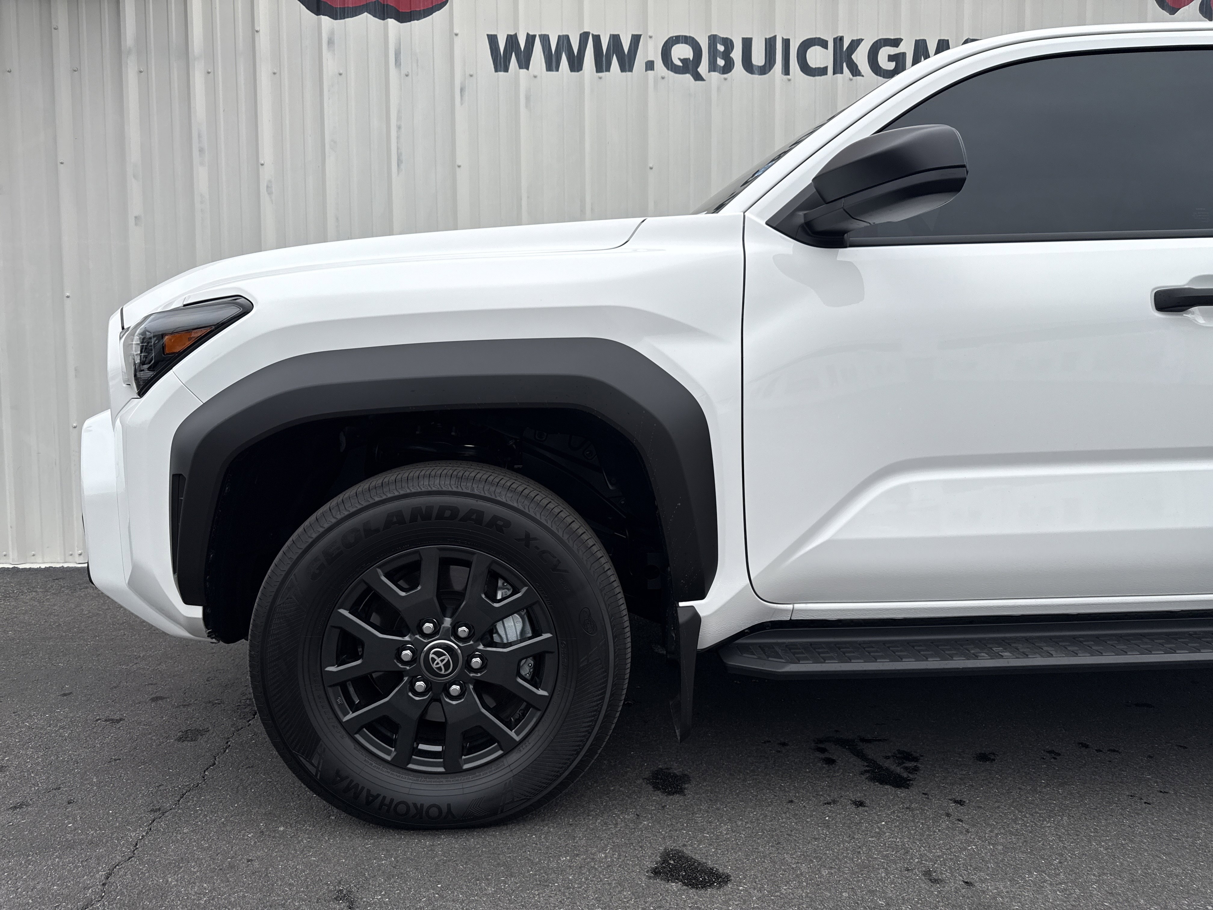 Used 2025 Toyota 4Runner SR5 image 4