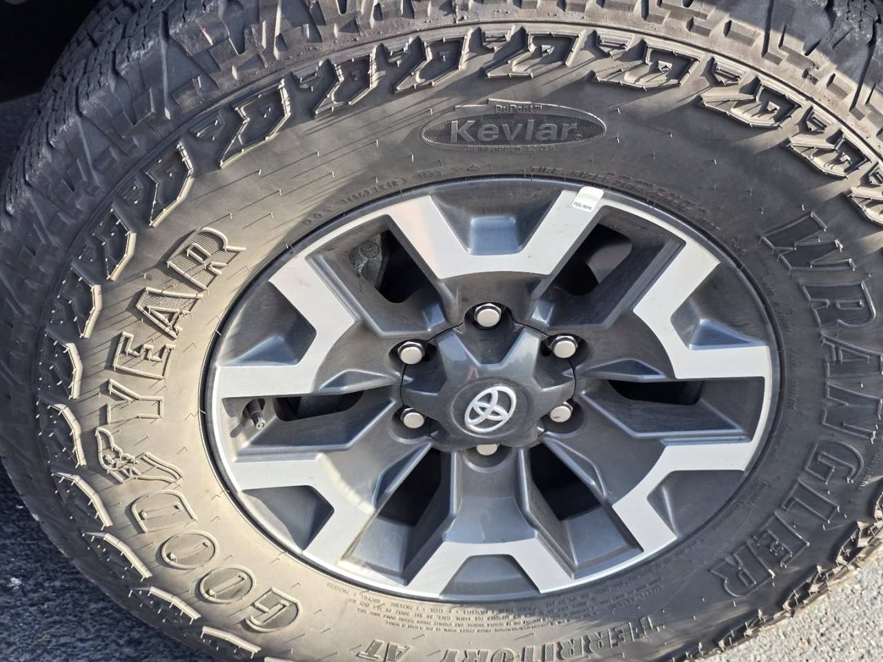 Used 2023 Toyota Tacoma TRD Off-Road AWD/4WD image 21