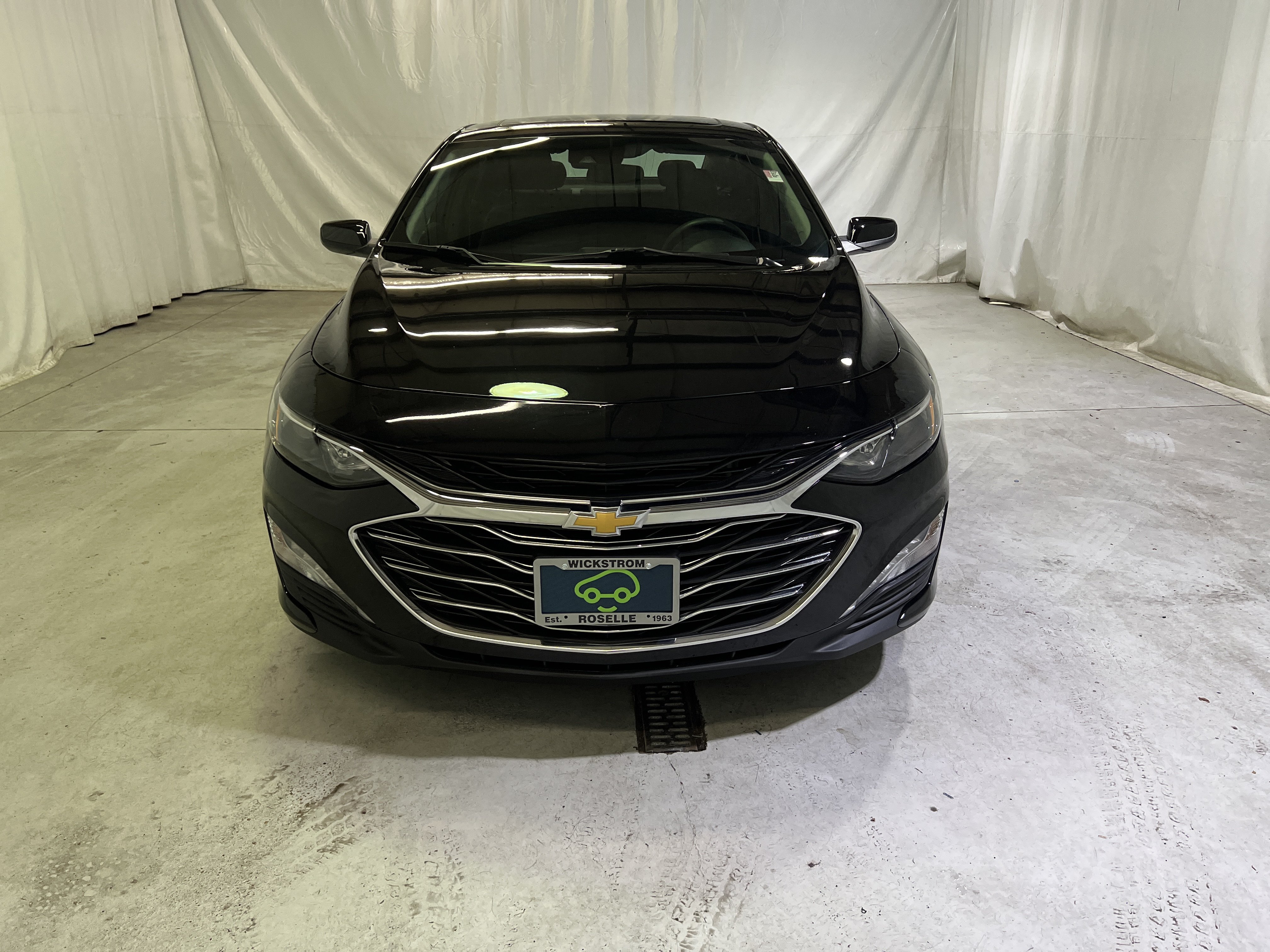 Certified 2024 Chevrolet Malibu LT FWD image 3