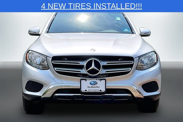 Used 2017 Mercedes-Benz GLC 300 4MATIC image 2