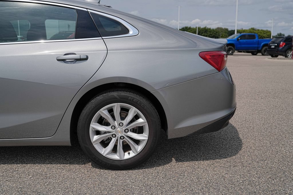 Used 2024 Chevrolet Malibu LT FWD image 12