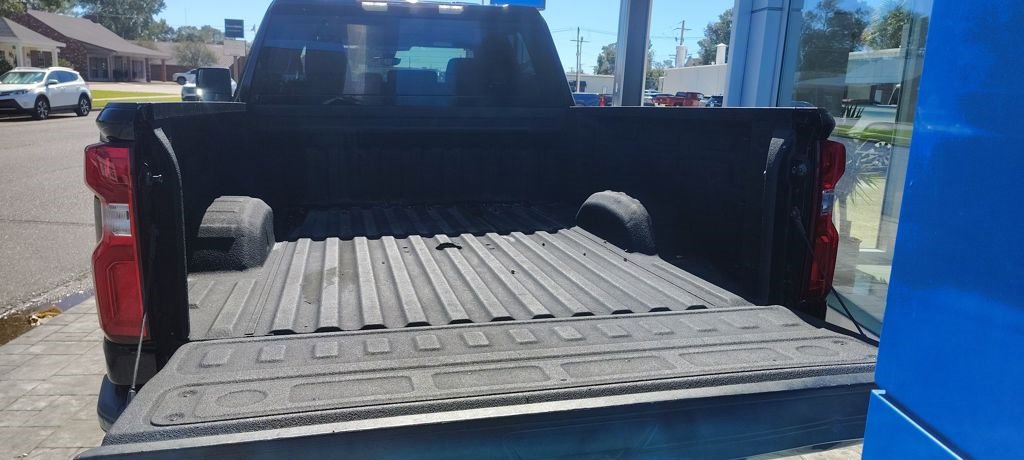 Used 2021 Chevrolet Silverado 2500 Custom w/ Custom Value Package image 26