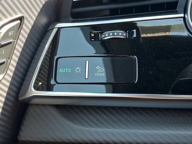 Certified 2026 Audi SQ7 Premium Plus AWD/4WD image 26