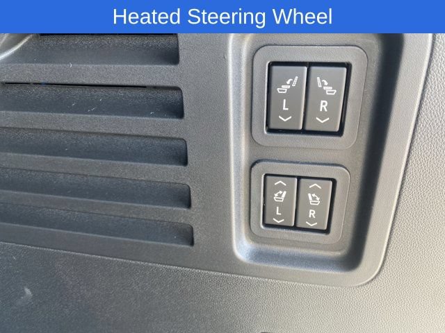 Used 2026 Chevrolet Traverse RS AWD/4WD image 17